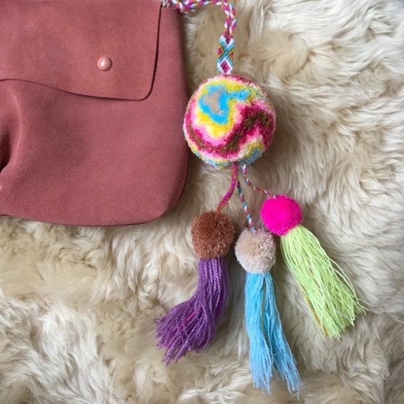 Jumbo Pom Pom Tassel Tie Dye - Picture 2 of 2